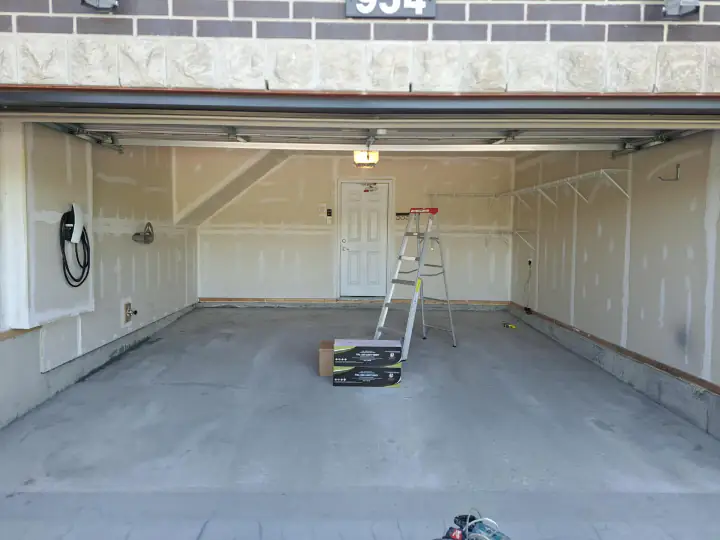 Garage transformation 01 — before